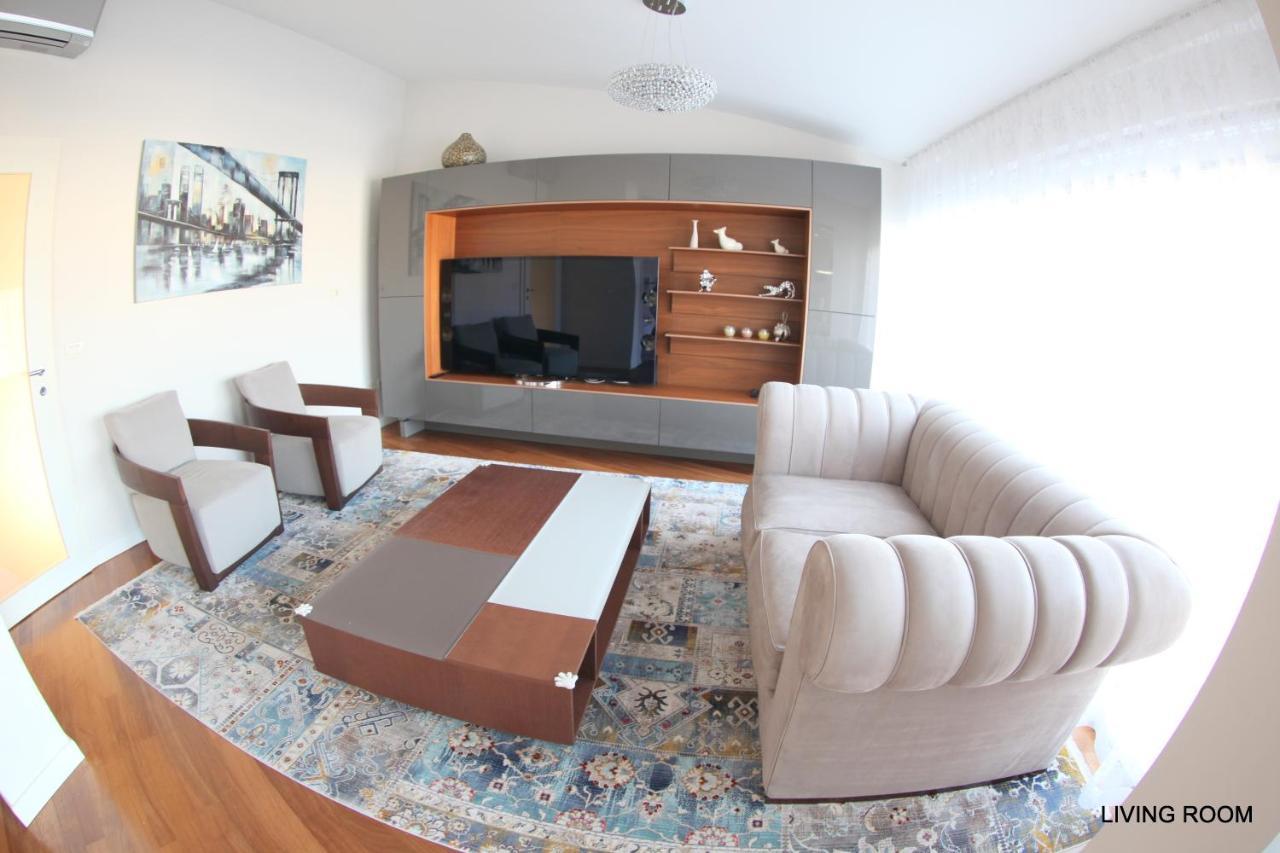Luxury Marina View Apartment Izola Luaran gambar