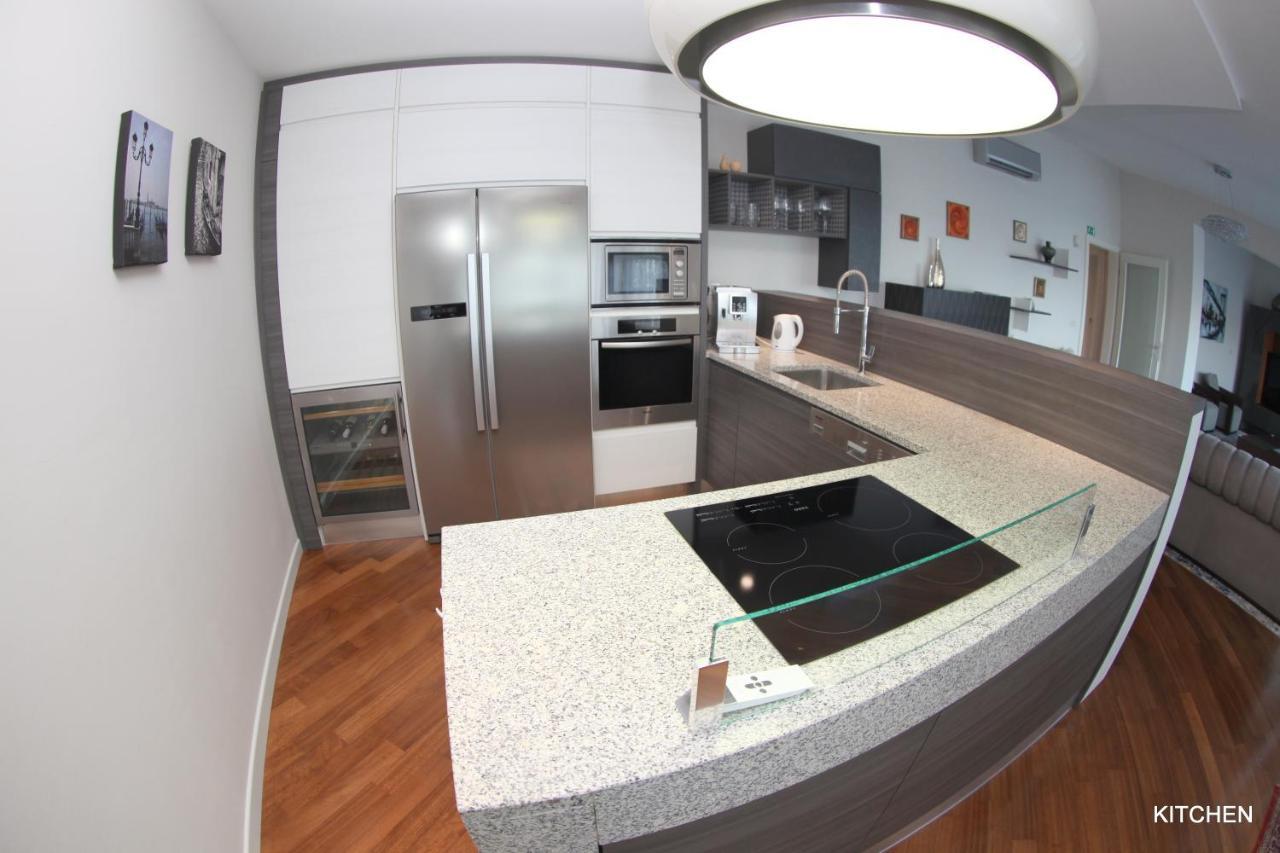 Luxury Marina View Apartment Izola Luaran gambar