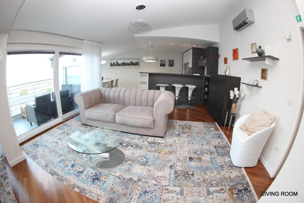 Luxury Marina View Apartment Izola Luaran gambar