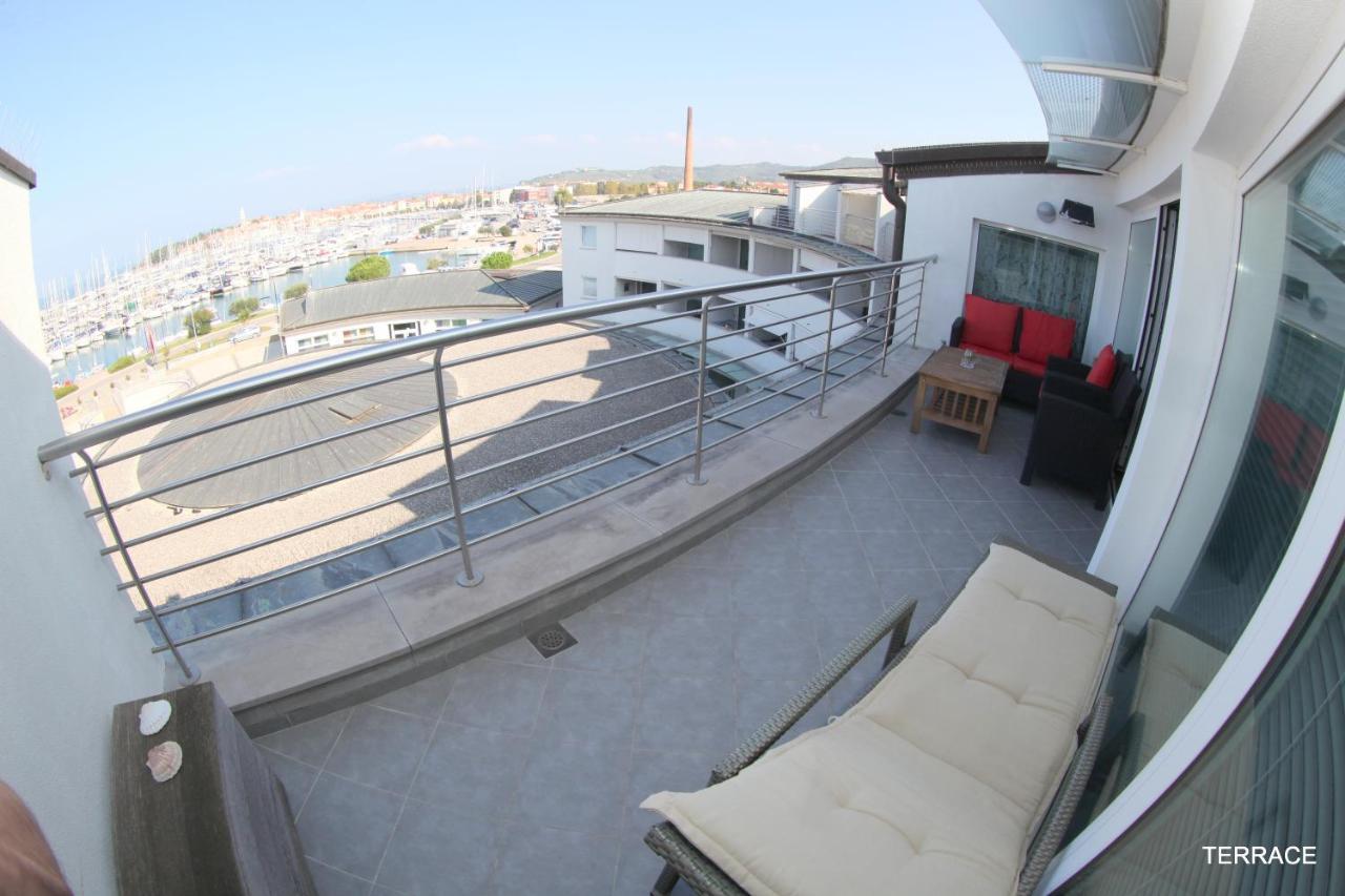 Luxury Marina View Apartment Izola Luaran gambar